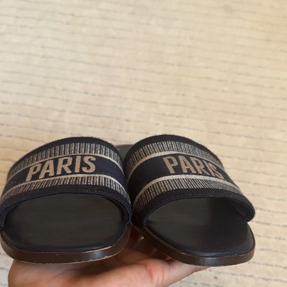 Steve Madden Navy and White Paris Sandals - Picture 4 of 4